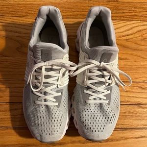 ON Running Cloudswift White/Glacier